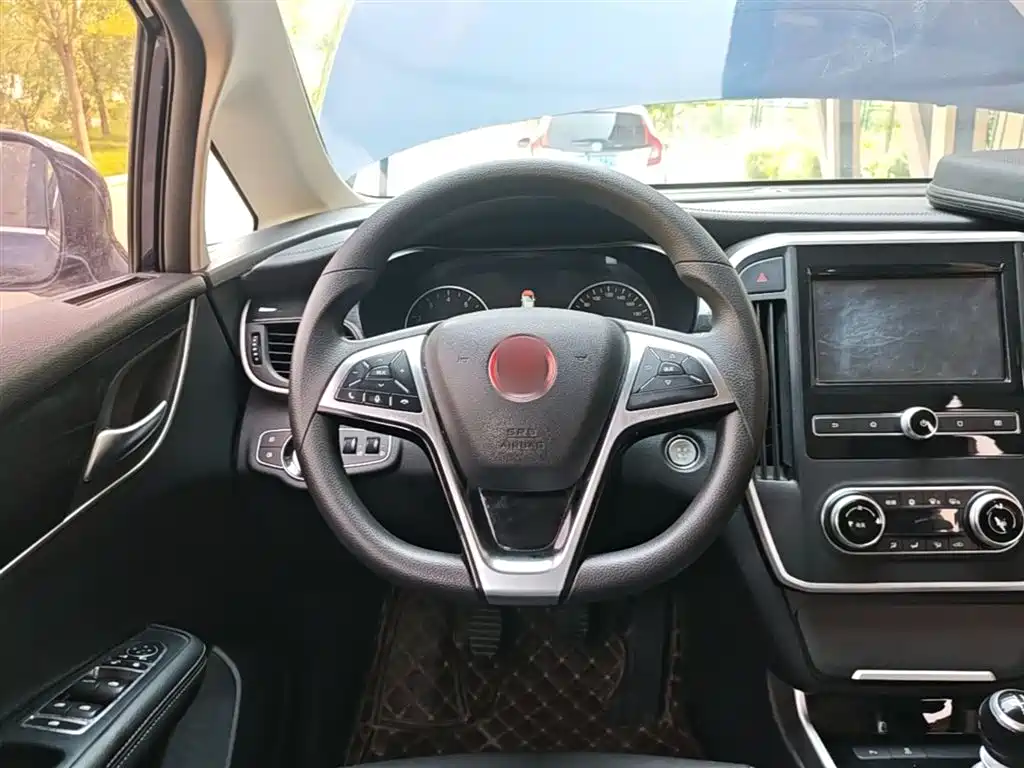 BYD Song MAX 2017 1.5T Manual Smart Luxury 7-Seater фото 11