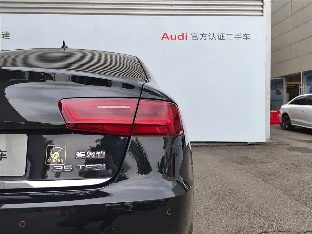 Audi A6L 2018 30th Anniversary 35 TFSI Fashion фото 16