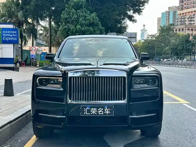 Rolls-Royce Cullinan 2021