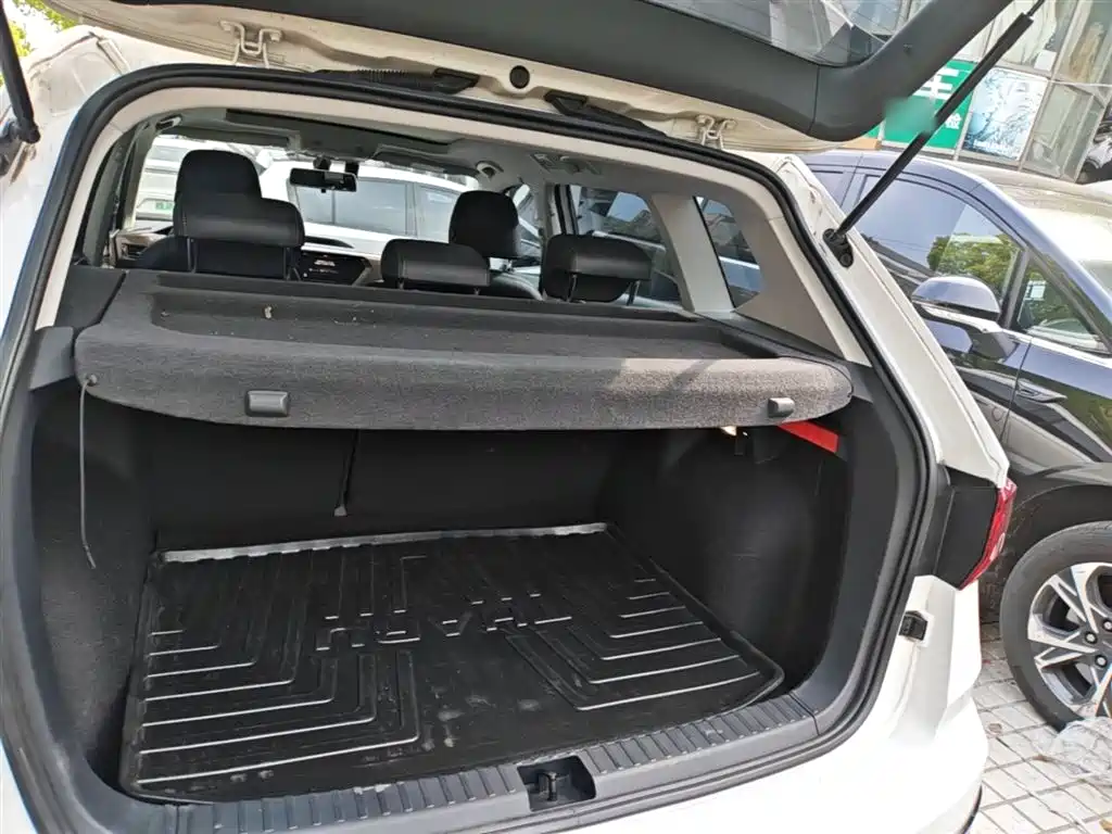 Volkswagen Tharu 2020 330TSI 4WD Luxury Edition China VI фото 19