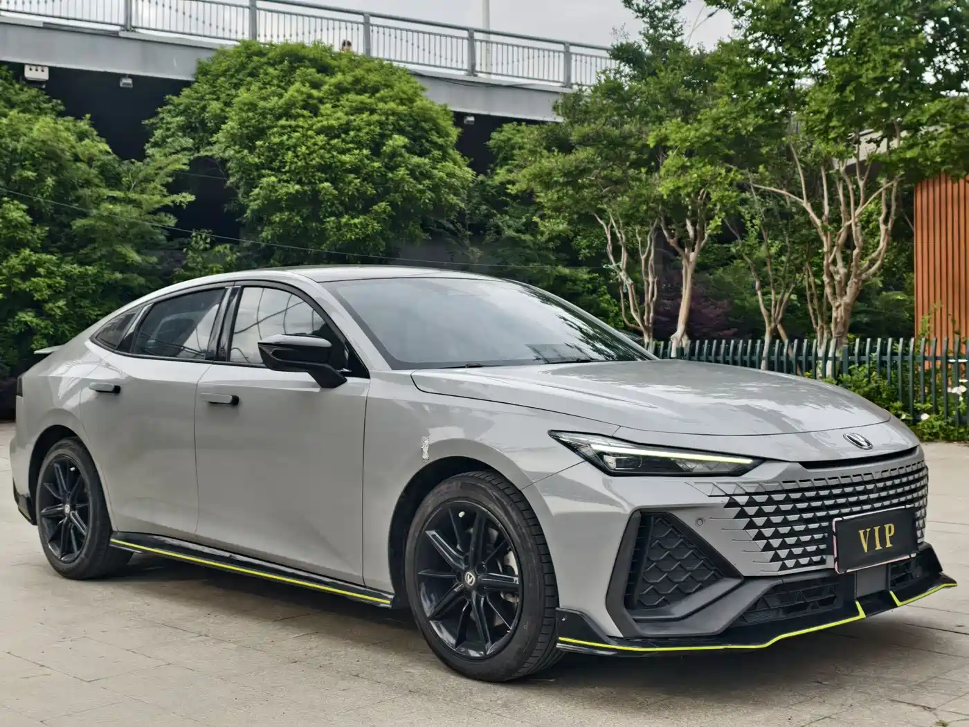 CHANGAN UNI-V