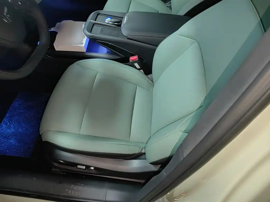 Hongqi EH7 2026 2025 690 Smart Selection Edition