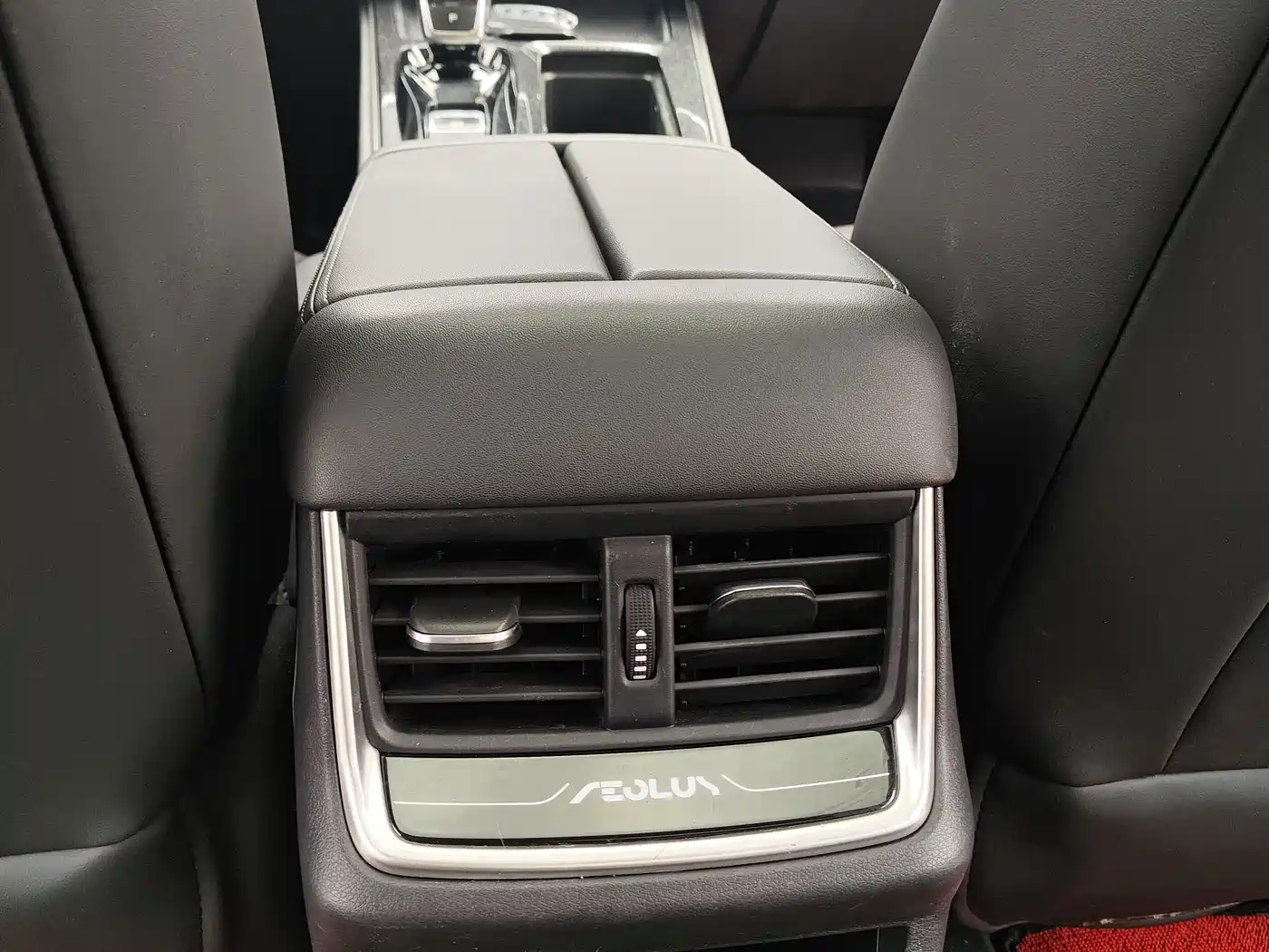 DONGFENG YI HYUN MAX