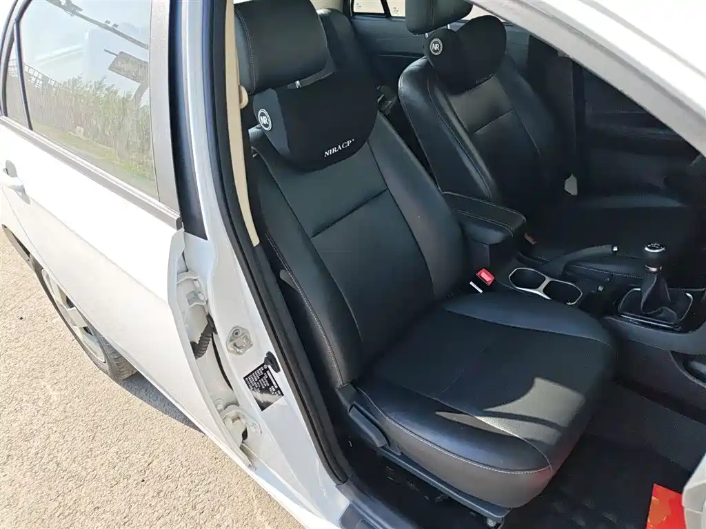 Фото 20 - BYD F3