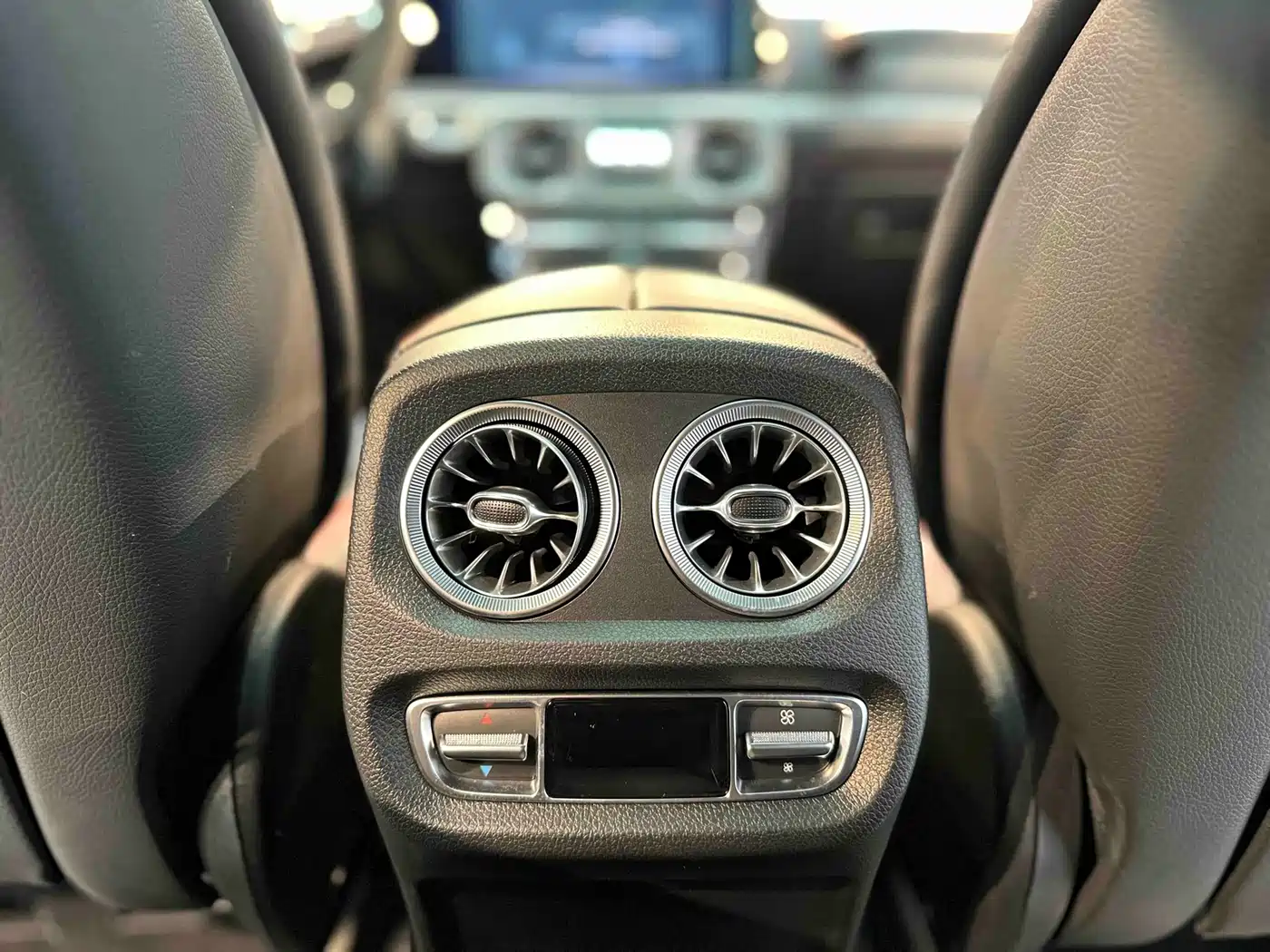 Mercedes-Benz G-Class 2023 G 500 фото 19