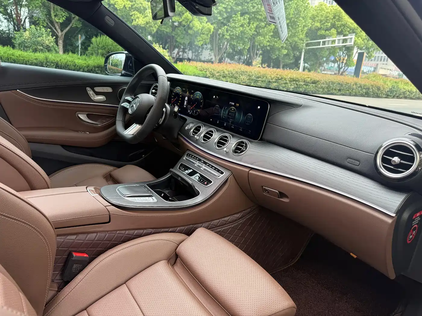 Mercedes-Benz E-Class 2023 Facelift E 260 L Sport фото 19