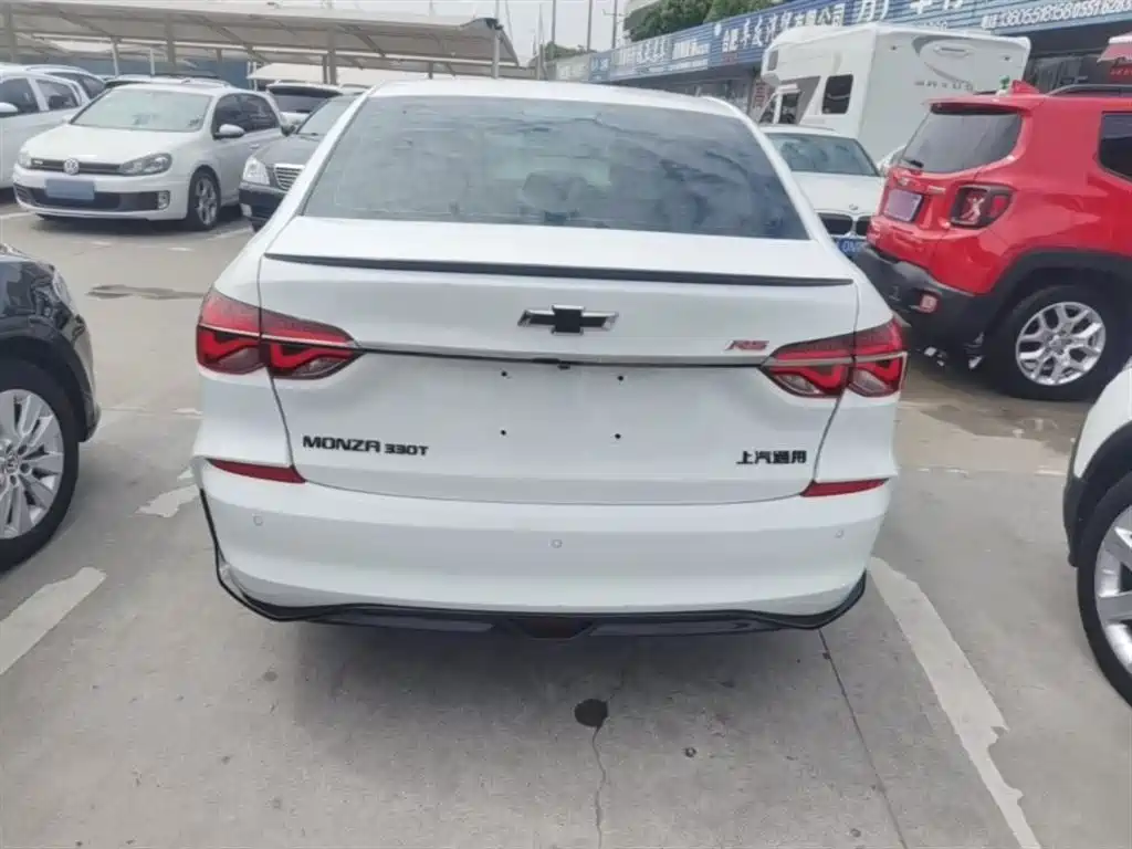 Chevrolet Monza 2022 Mild Hybrid RS 330T Automatic Comfort Edition фото 6