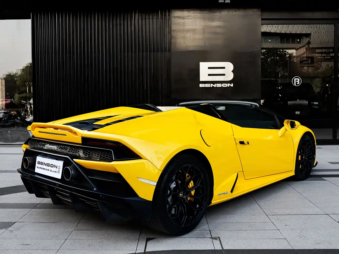 Lamborghini Huracán 2020 Huracán EVO RWD Spyder фото 7