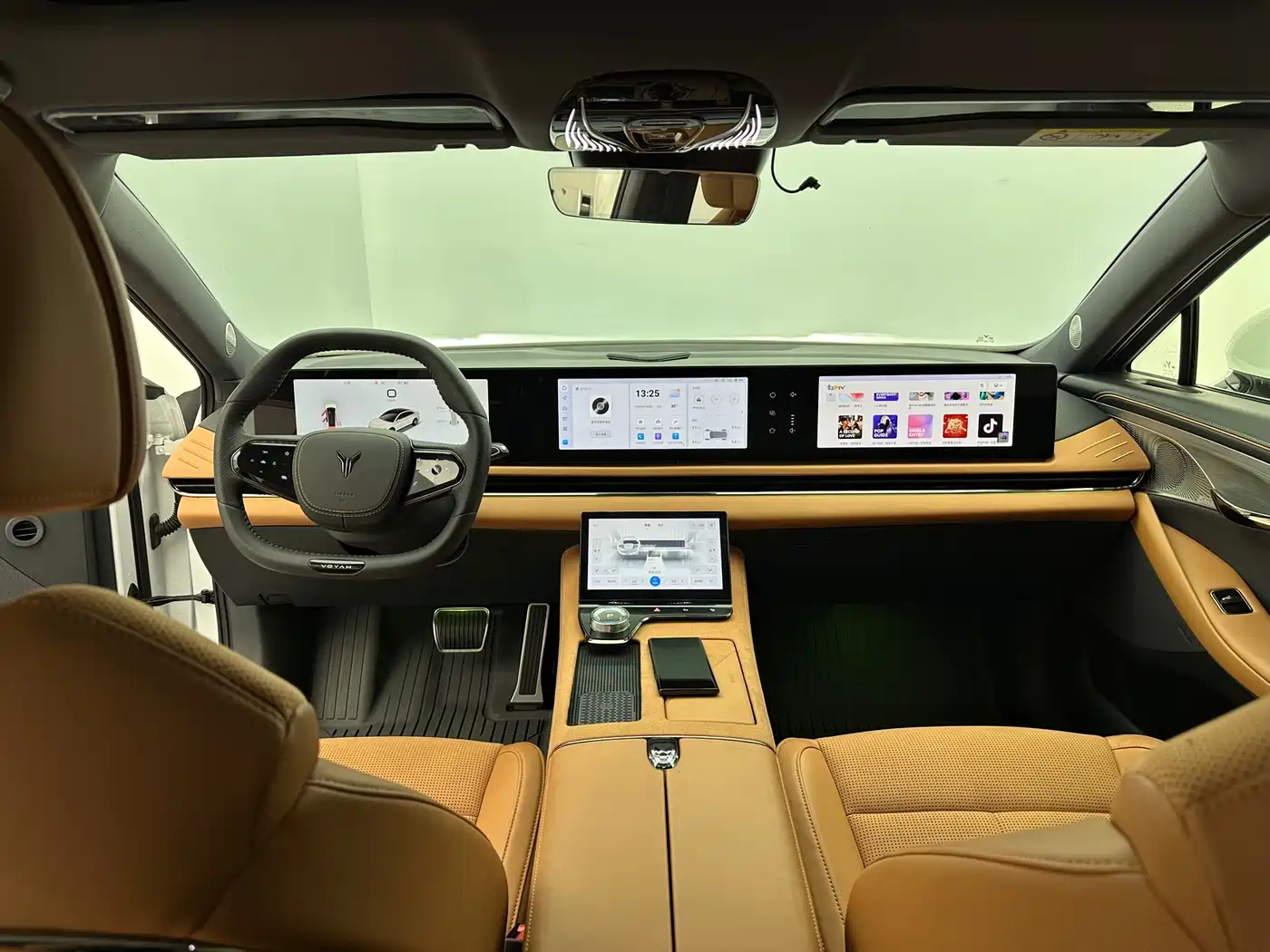 Voyah Auto VOYAH Zhuiguang 2024 PHEV AWD Ultra Long Range Flagship фото 14