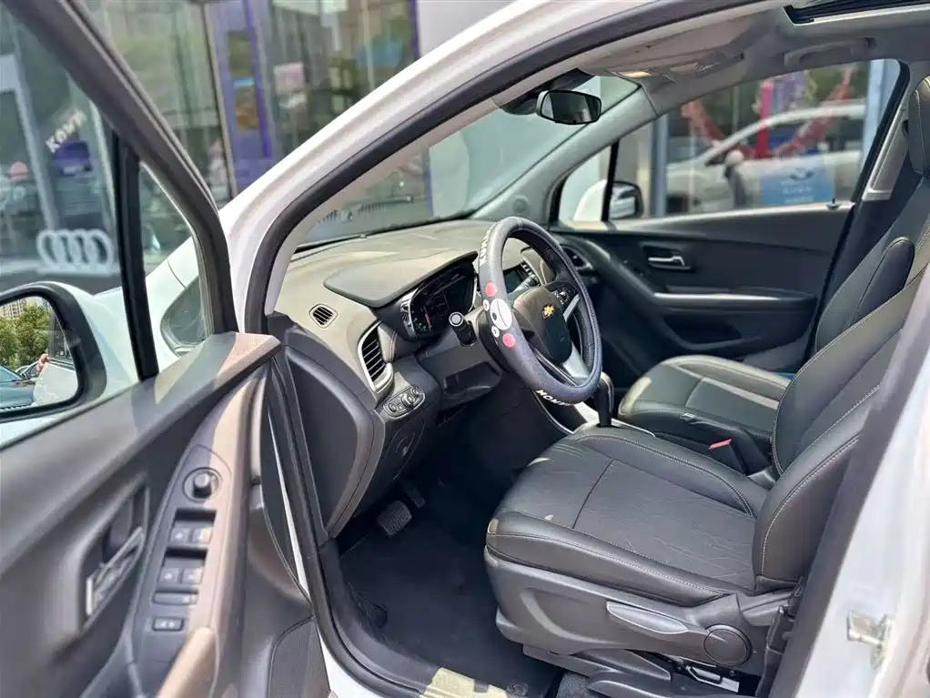 Chevrolet Trax 2017 1.4T Automatic 2WD Luxury фото 11