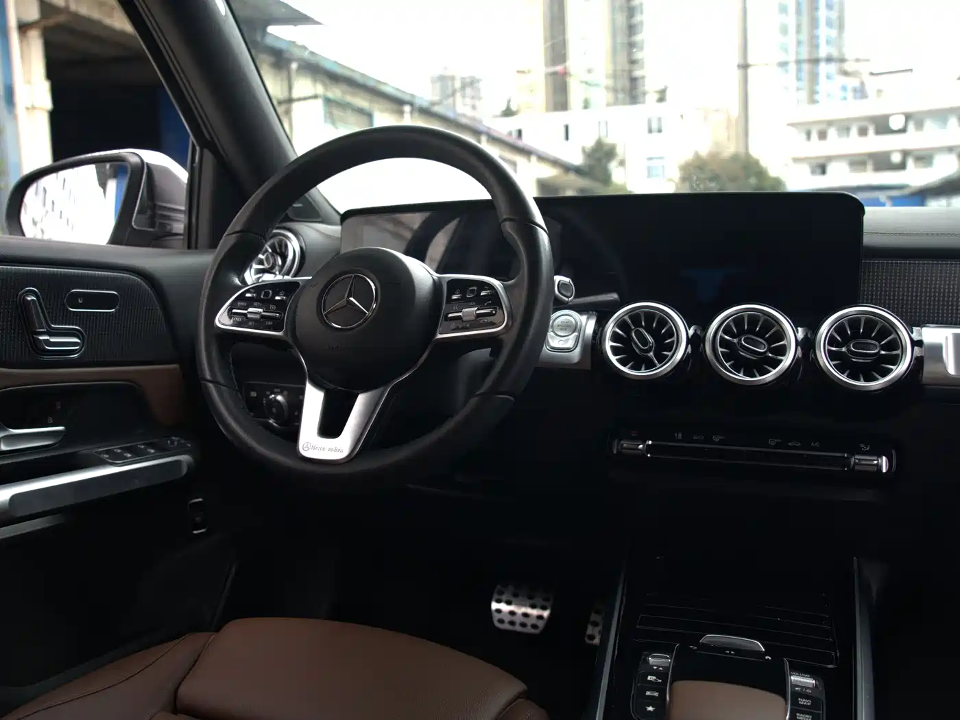 Mercedes-Benz GLB 2022 Model GLB 200 Fashion Edition фото 13