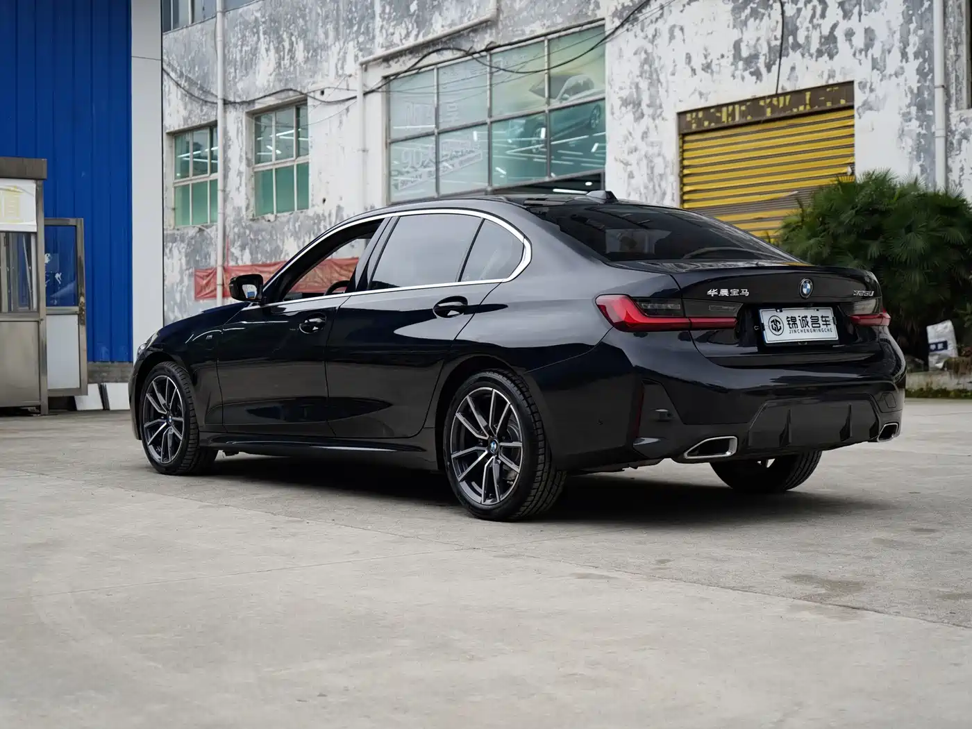 BMW 3 Series 2023 325Li M Sport Package фото 7