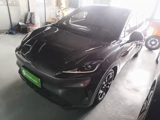 MG 4 EV 2025