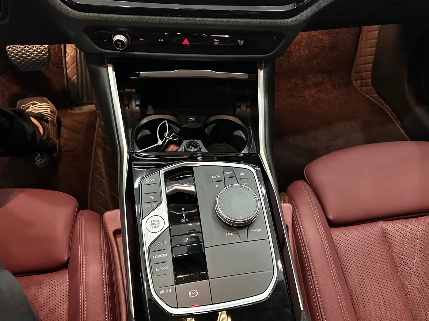 BMW 3 Series 2023 320Li M Sport Package фото 11