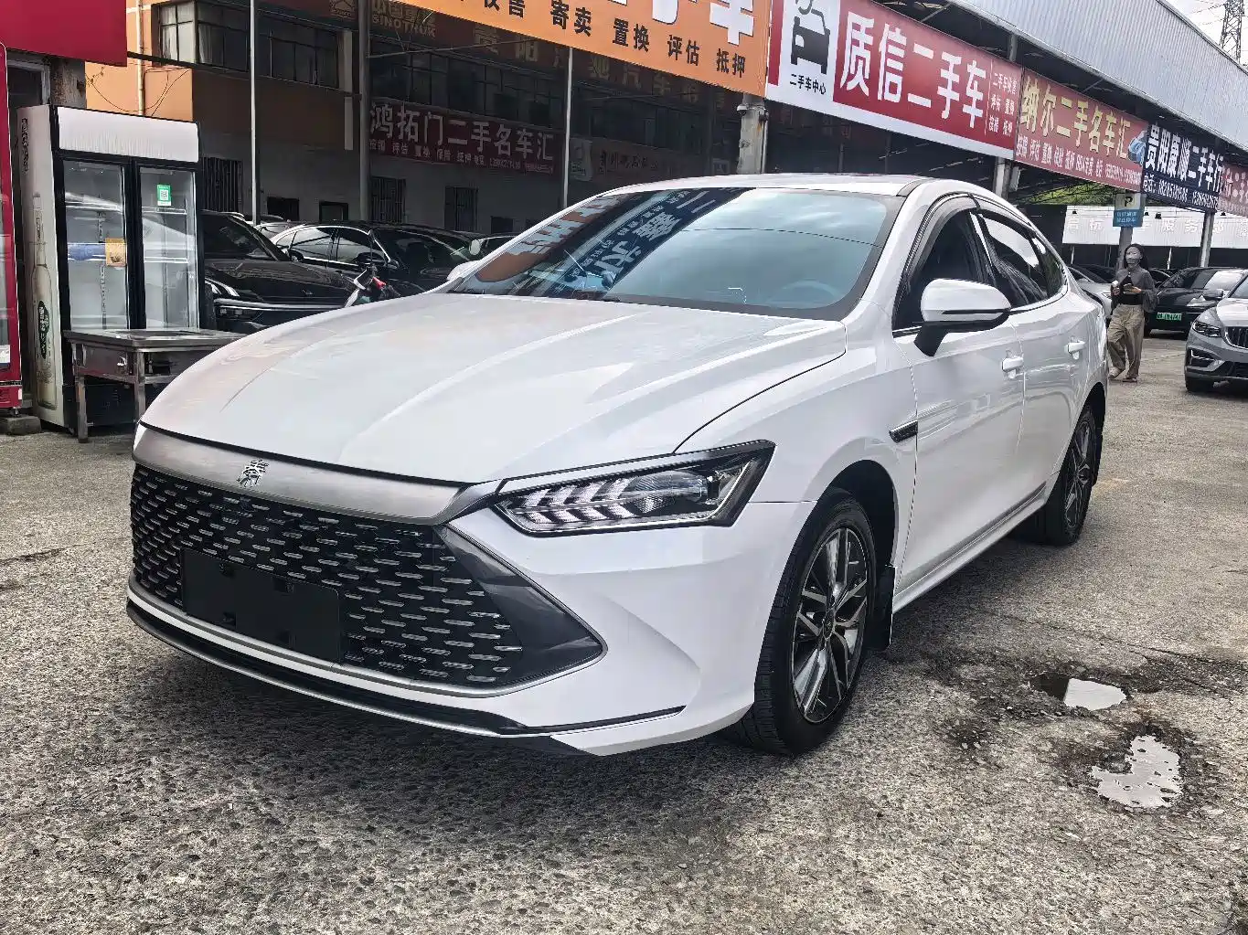 Фото 1 - BYD Qin PLUS