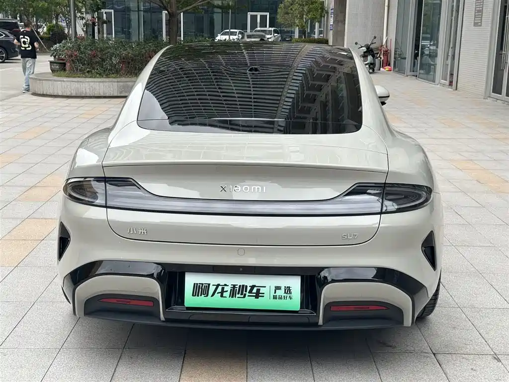 XIAOMI CAR XIAOMI SU7