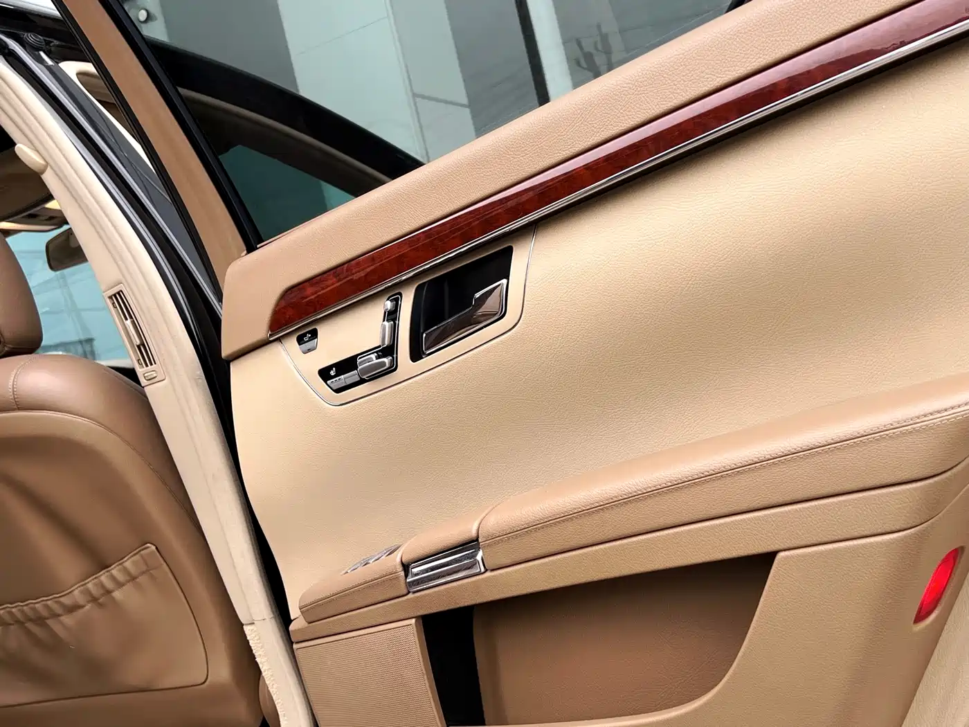 Mercedes-Benz S-Class 2006 Model S 300 фото 16