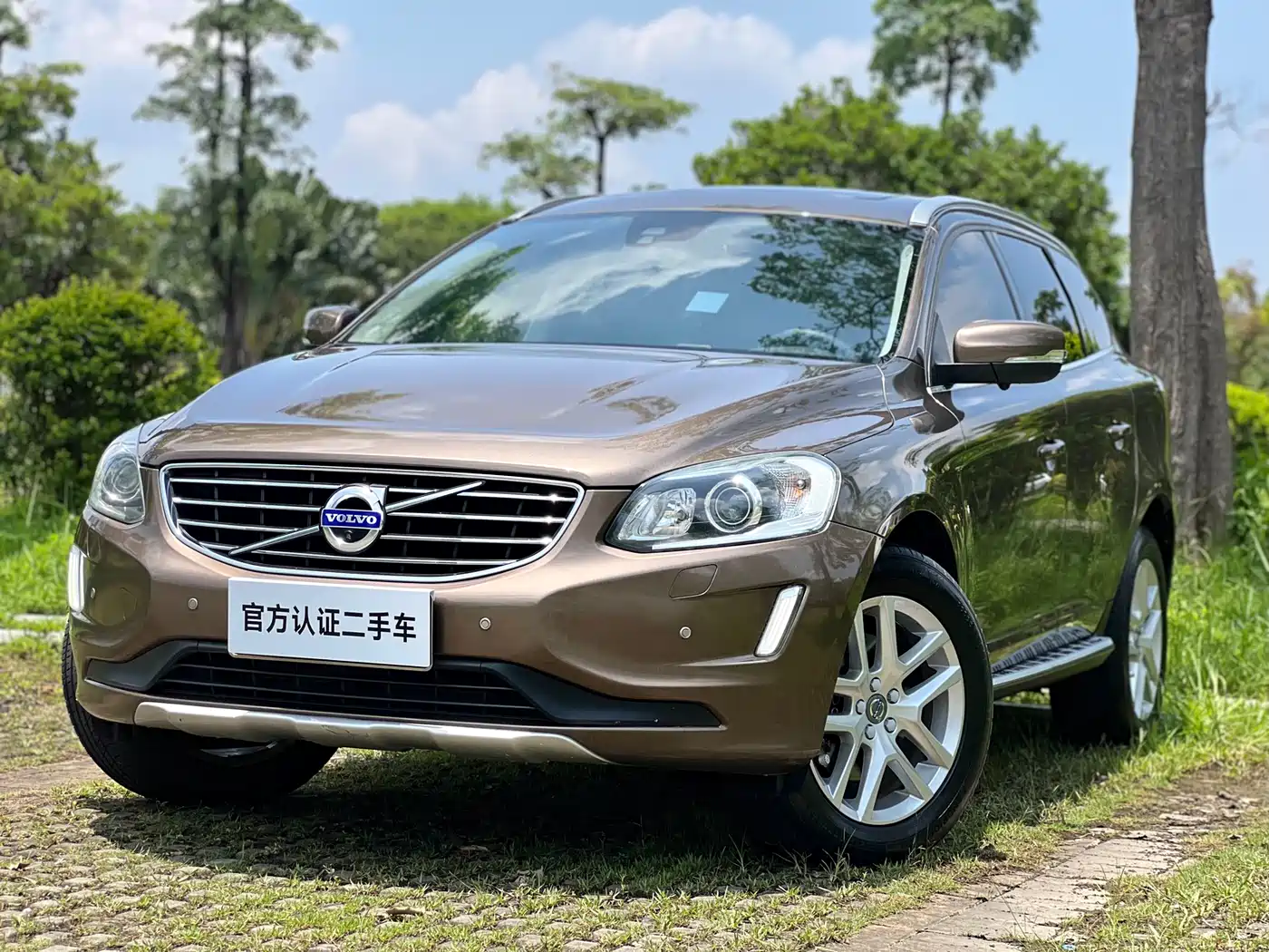VOLVO XC60