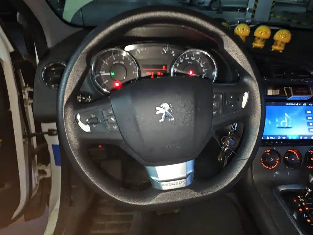 Peugeot 3008 2017 2016 2.0L Automatic Classic Edition