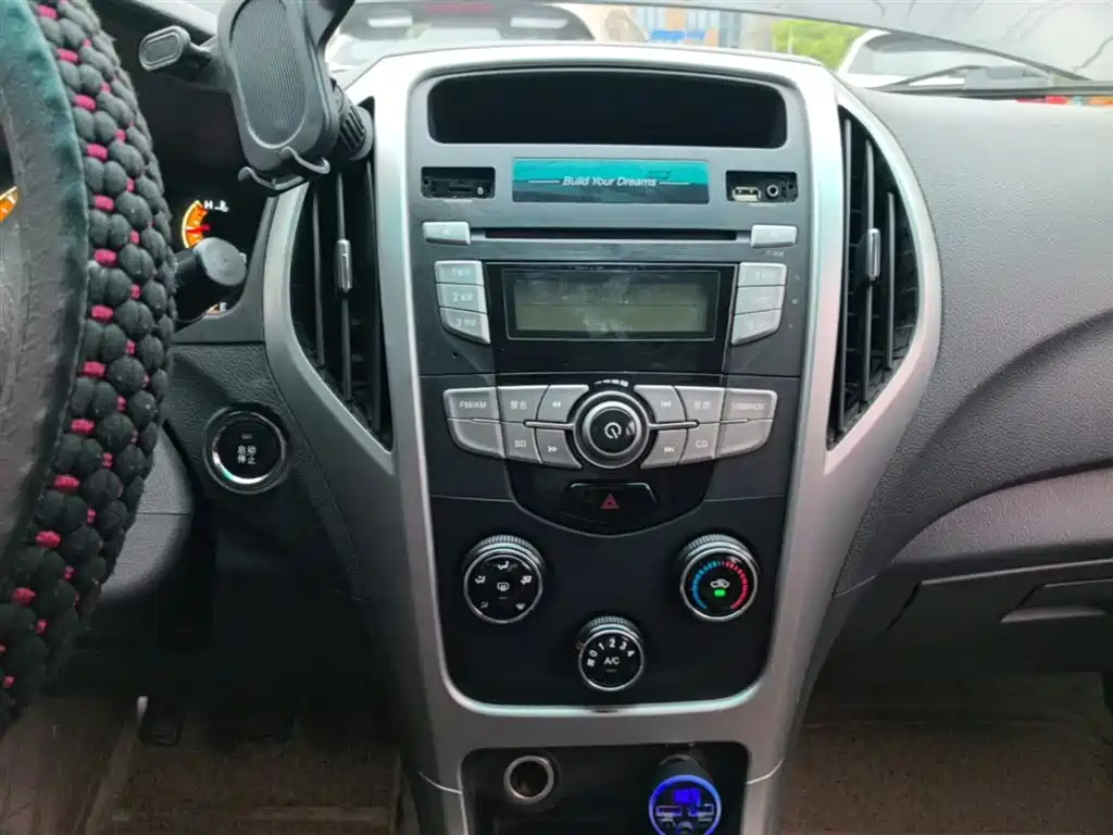 BYD F3 2015 Energy-saving Edition 1.5L Manual Luxury фото 13
