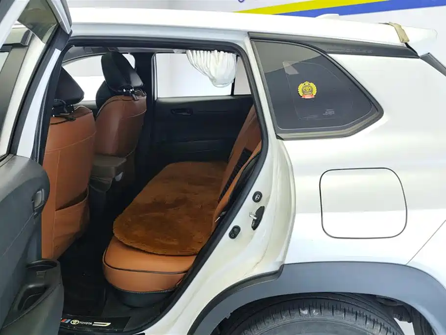 Toyota Corolla Cross 2023 2.0L Elite Edition фото 11