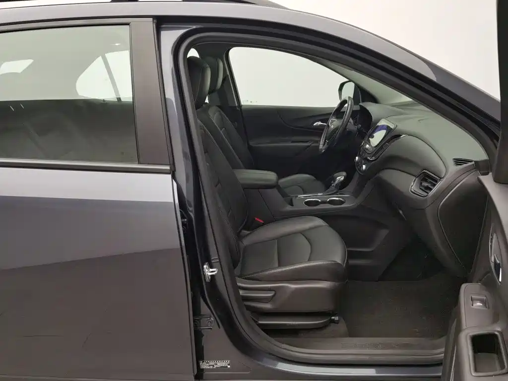 Chevrolet Equinox, миниатюра 23