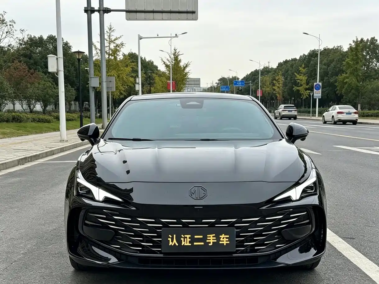 MG MG7
