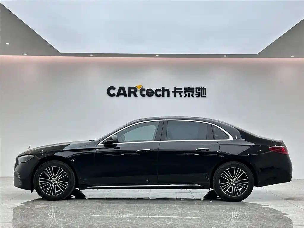 Mercedes-Benz E-Class 2025 E 260 L фото 2