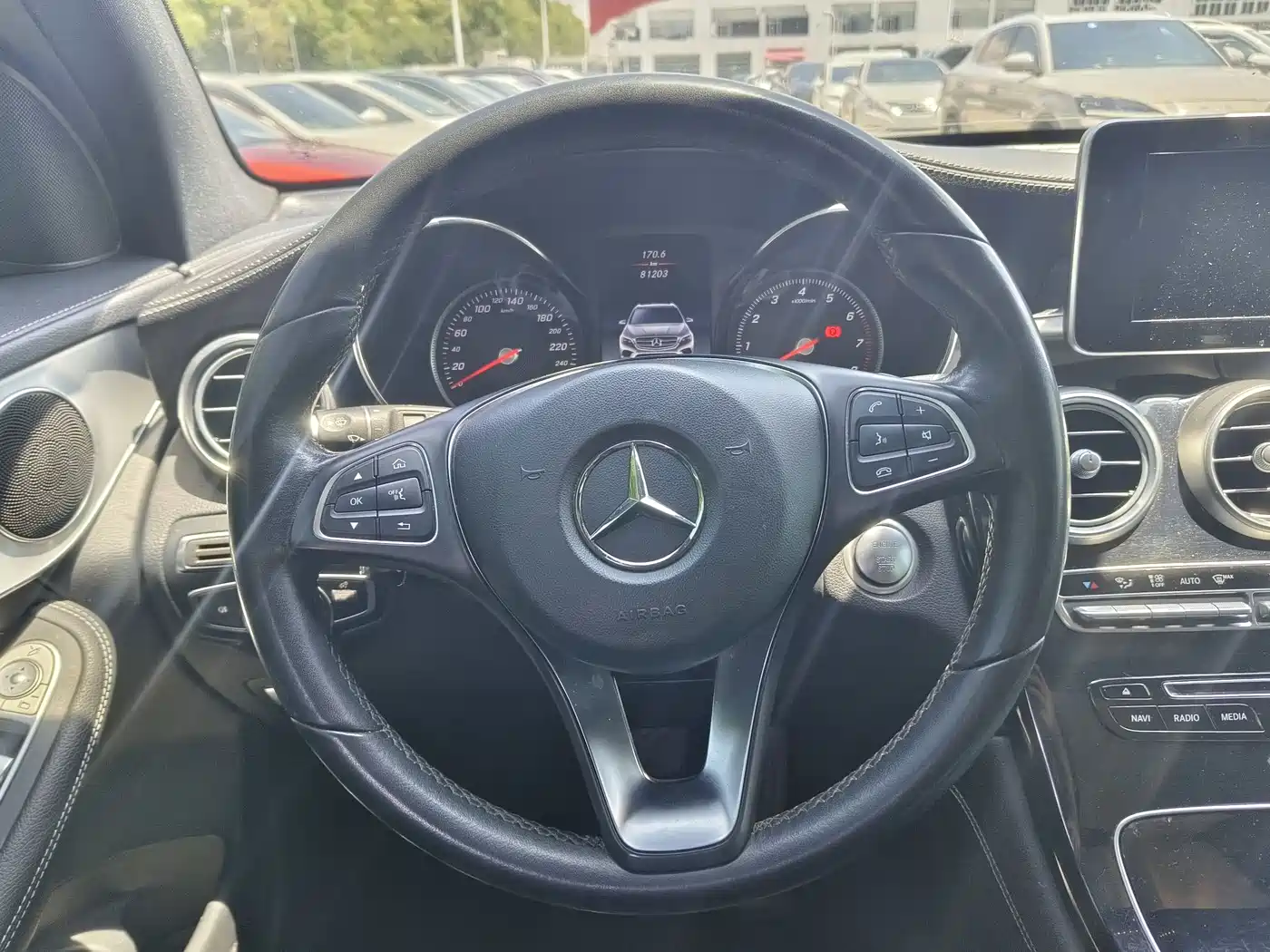 Mercedes-Benz GLC 2018 GLC 200 4MATIC фото 11