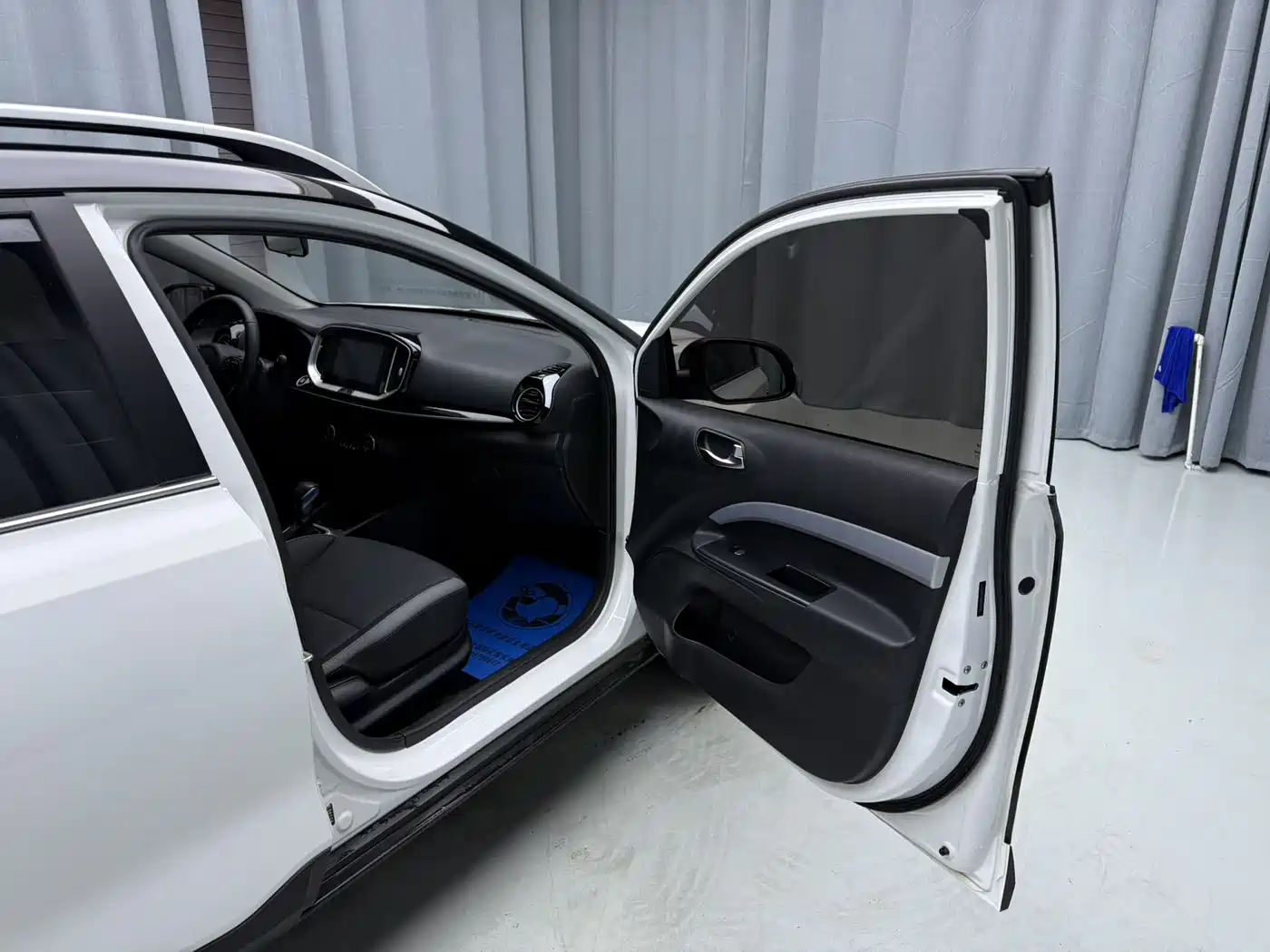 Kia KX1 2021 1.4L CVT Fun Sunroof Version фото 13