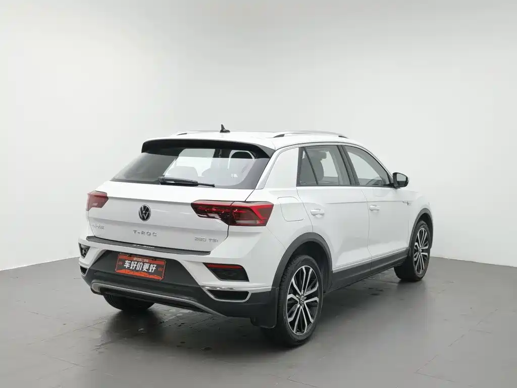 Volkswagen T-Roc, миниатюра 2