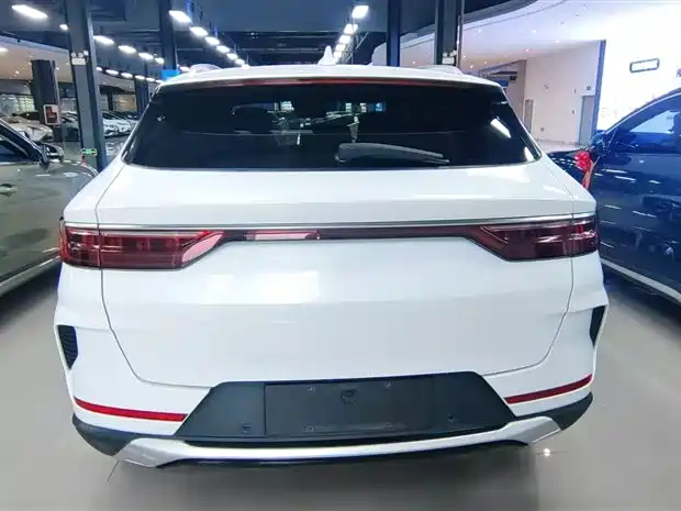 BYD Song PLUS PHEV 2021 DM-i 51KM Honor фото 12