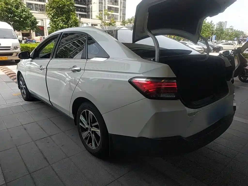 Venucia D60 2018 2018 1.6L CVT Smart Elite Edition