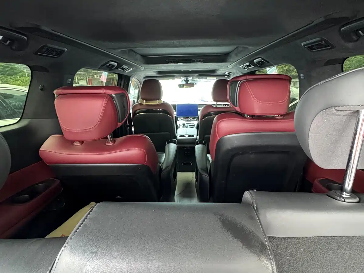 GAC Trumpchi Trumpchi M8 2023 Model Master Series 400T Ultimate Edition фото 22