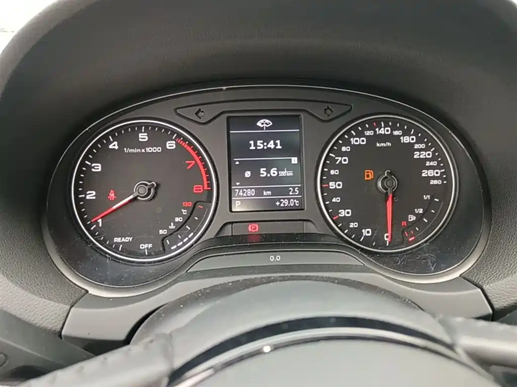 Audi A3 2018 30th Anniversary Sportback 35 TFSI Style фото 12
