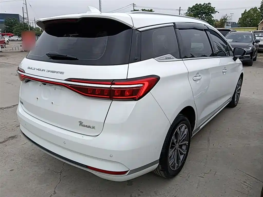 BYD Song MAX 2021 Upgrade 1.5T Auto Flagship 7-Seater фото 7