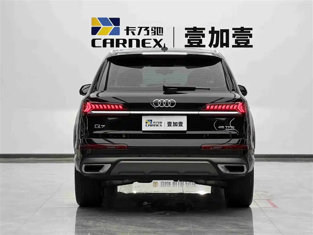 Audi Q7 2023 45 TFSI quattro S line Sport фото 16