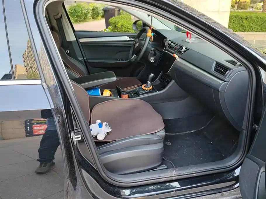 Škoda Superb 2024 TSI280 DSG Premium Edition фото 8