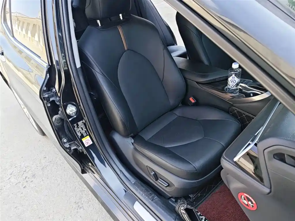 Toyota Camry 2018 2.5G Luxury Edition фото 25