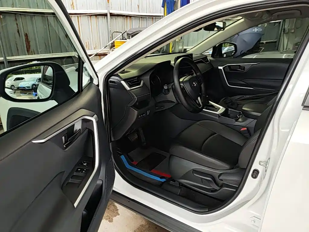 Toyota RAV4 Rongfang 2024 2023 2.0L CVT 2WD Urban Edition