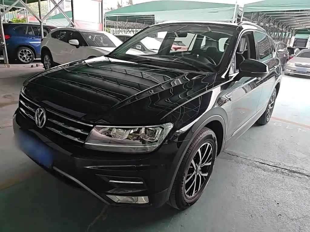 Volkswagen Tiguan L 2018 Facelift 330TSI Automatic 2WD Luxury Edition