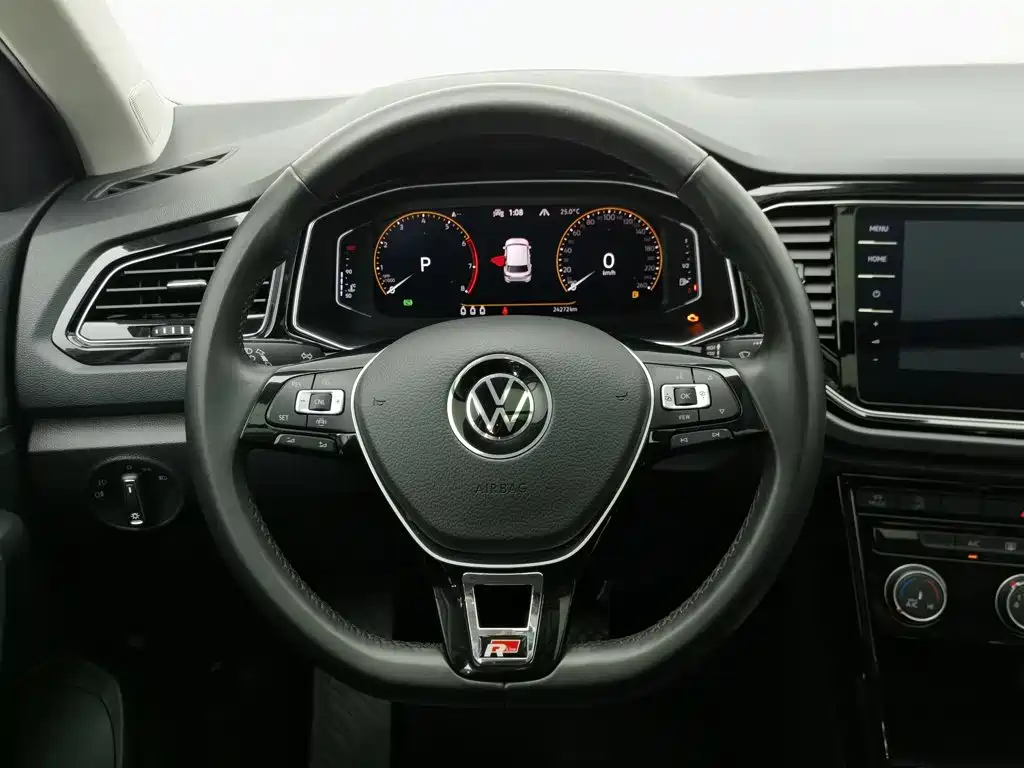Volkswagen T-Roc, миниатюра 11