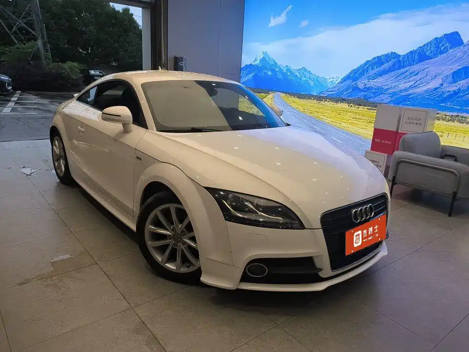 Audi TT 2014 2014 TT Coupe 45 TFSI Premium Edition