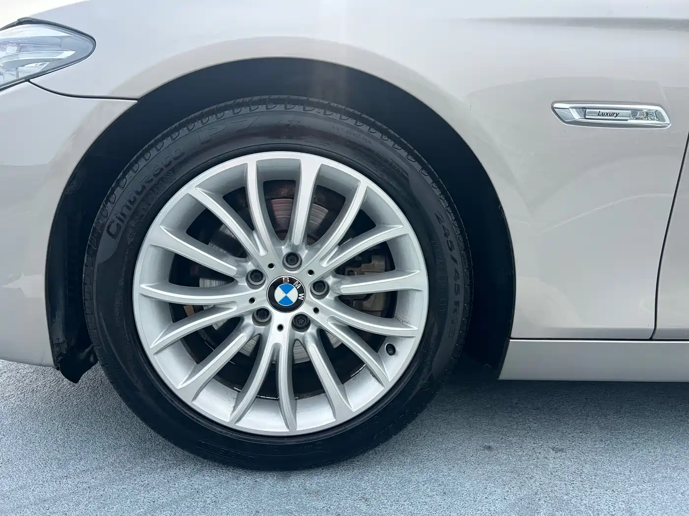 BMW 5 Series 2014 525Li Luxury Design Package фото 17