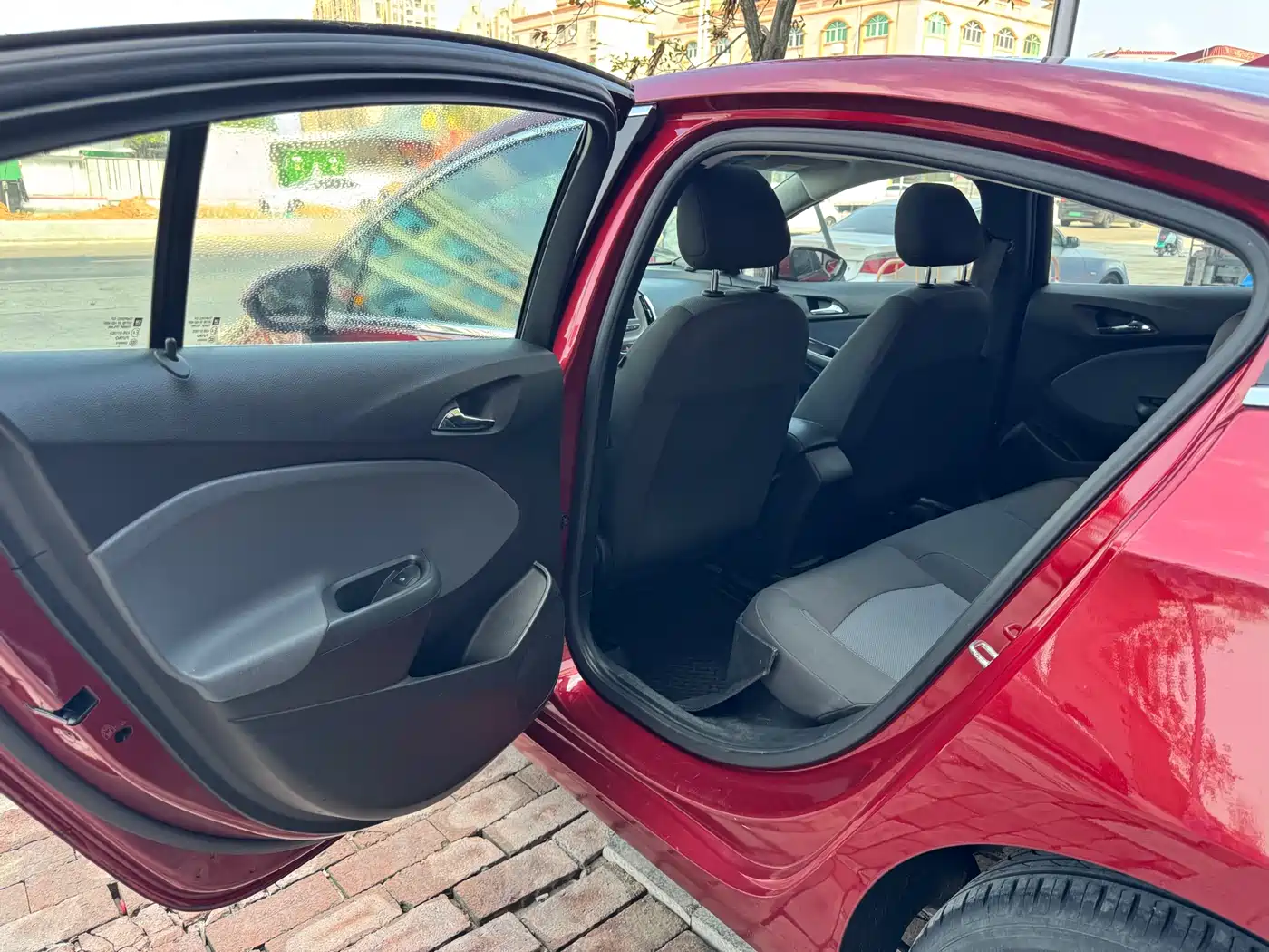 Chevrolet Cruze 2018 320 Automatic Pioneer Sunroof Edition фото 15