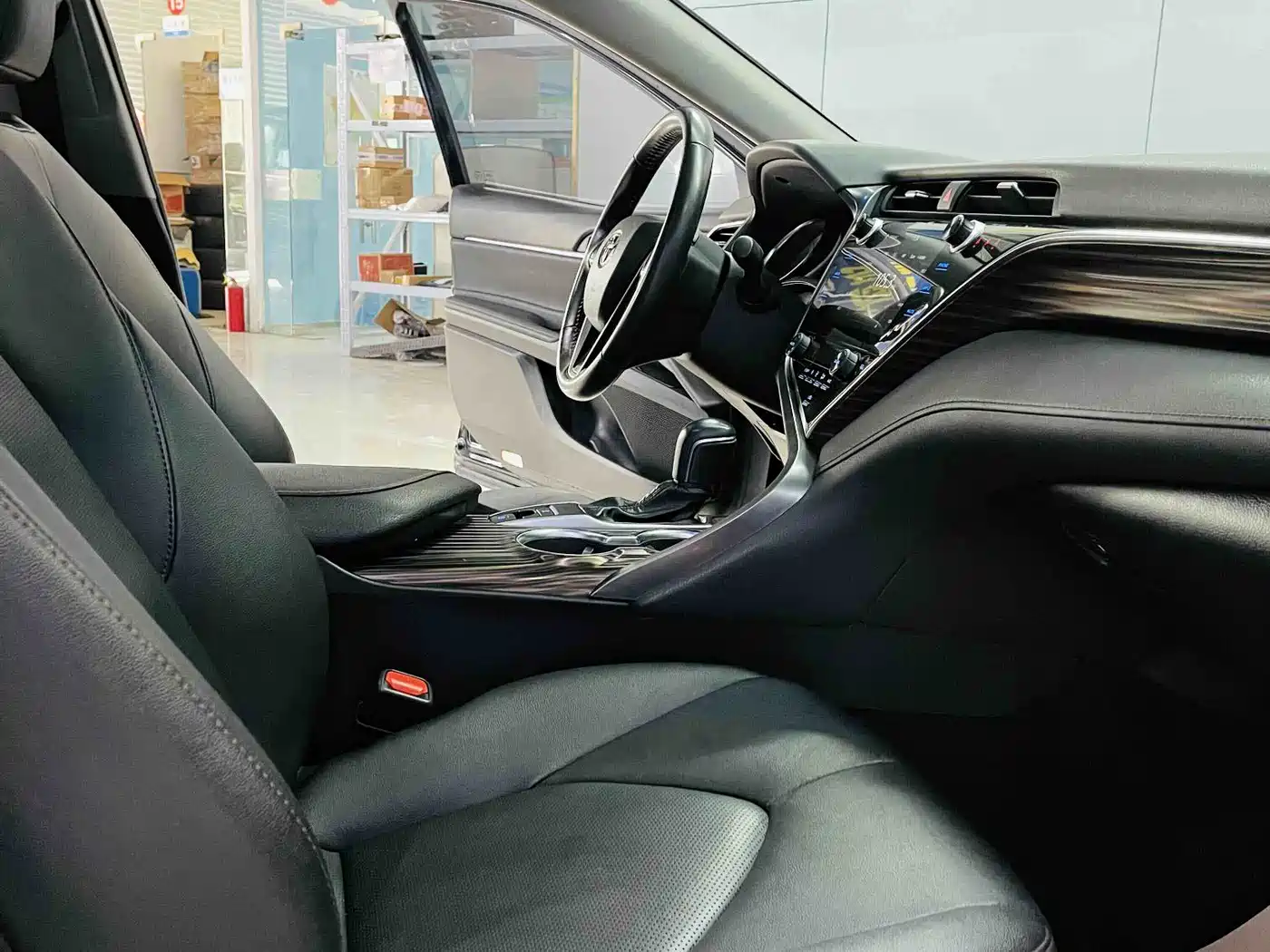 Toyota Camry 2019 Facelift 2.0G Luxury Edition фото 6