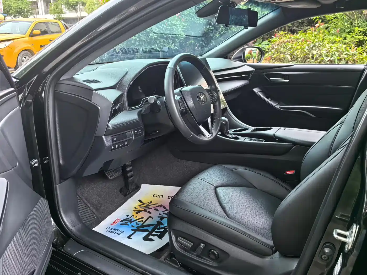 Toyota Avalon 2023 2.5L Luxury Edition фото 4
