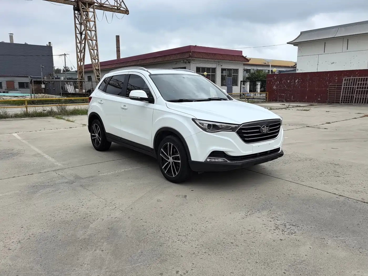Besturn X40 2017 2017 1.6L Automatic Luxury