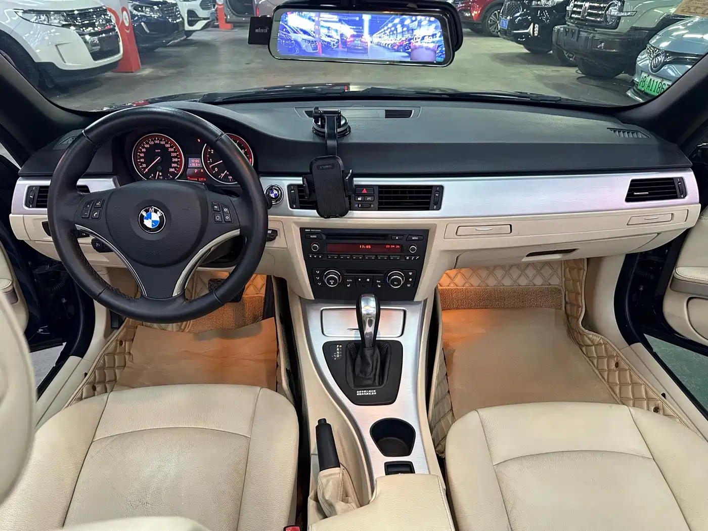 BMW 3 Series (Import) 2011 325i Convertible Coupe фото 11