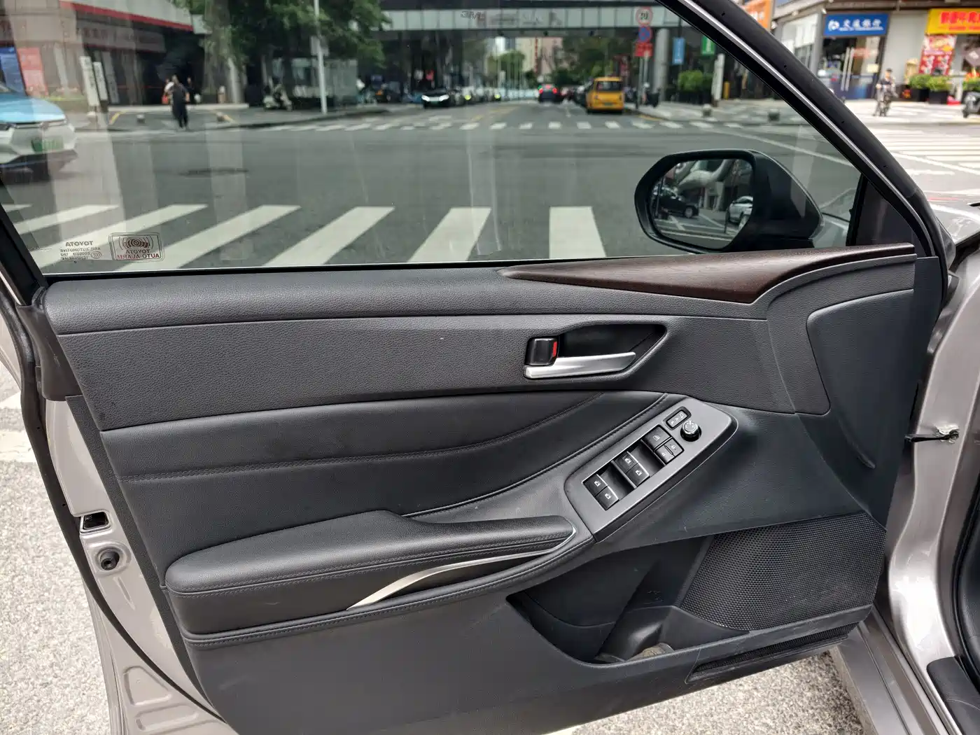 Toyota Avalon 2019 2.0L Luxury Edition (China VI) фото 19